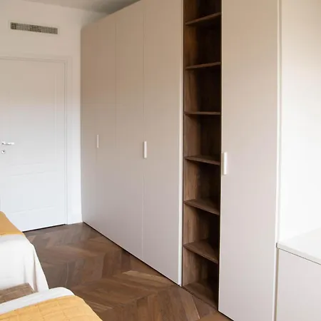 Easylife - Stile Ed Eleganza In Stazione Apartment *